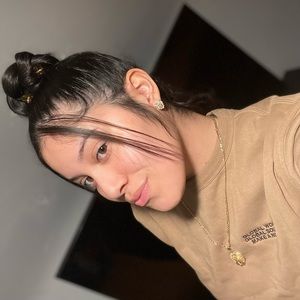 Meet your Posher, Emerita